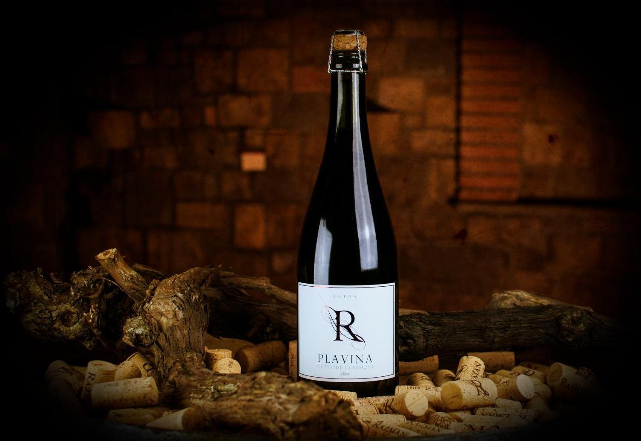 Razman Wine Rooms Gračišče Bagian luar foto